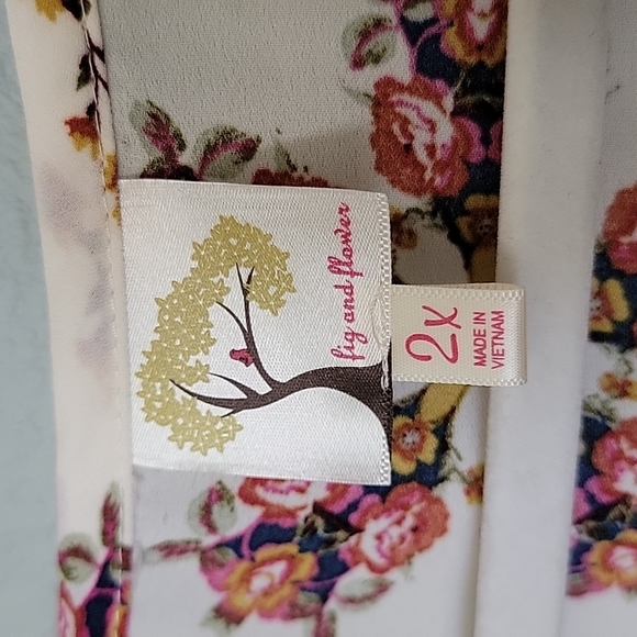 Fig & Flower Boho Spring Vibrant Fall 2X Smocked Bottom Hem Blouse Top - Picture 2 of 7